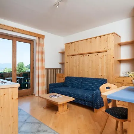 Hubertushof Guest house 3*