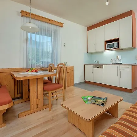 Hubertushof Guest house 3*