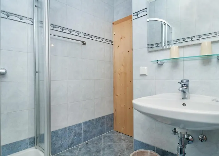 Hubertushof בית הארחה 3*