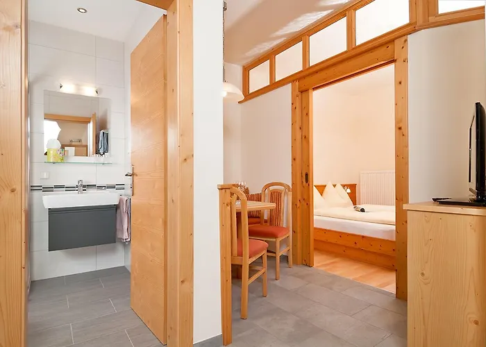 בית הארחה Hubertushof לצכאך אובר דם פאקרסי