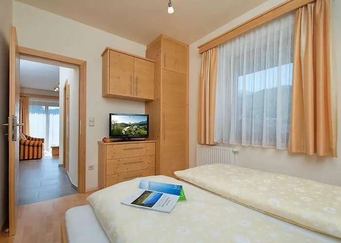 Hubertushof Pensjonat Latschach ober dem Faakersee